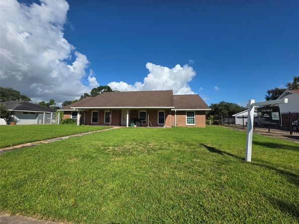 7707 Alanwood Street, Houston TX 77061