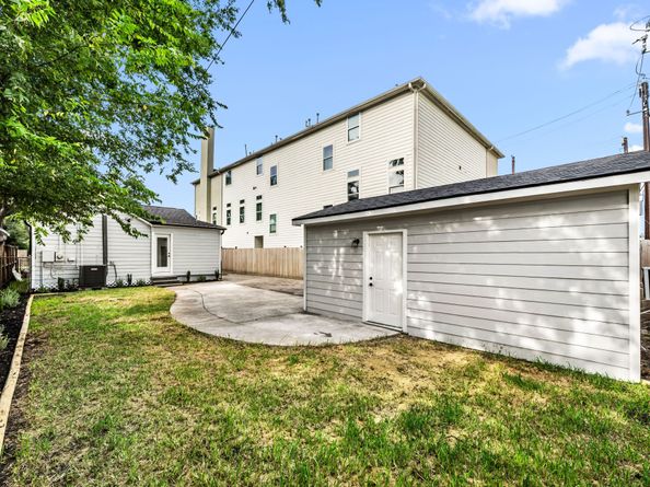 803 E 29th Street, Houston TX 77009