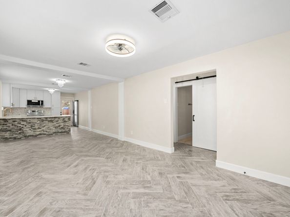 803 E 29th Street, Houston TX 77009