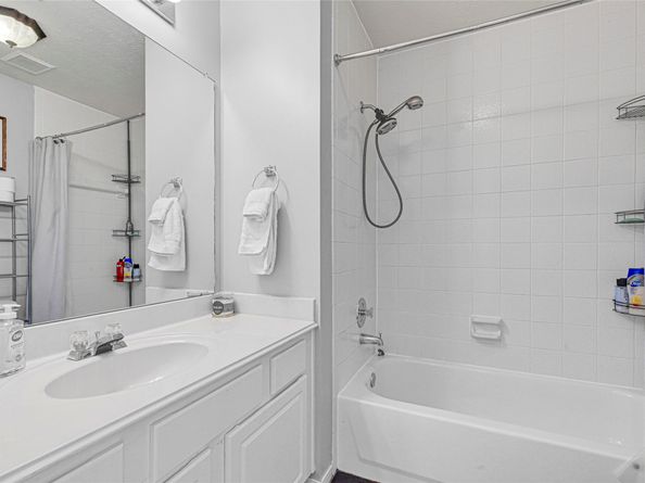 6735 Cleft Stone Drive, Houston TX 77084