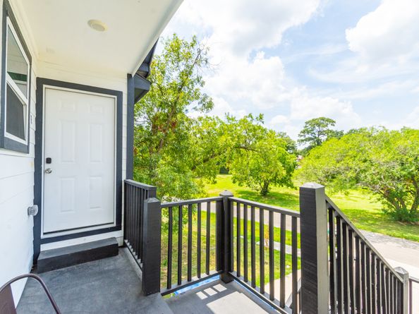 618 Maple Way AB, Houston TX 77015
