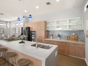 2310 Camden Drive, Houston TX 77021