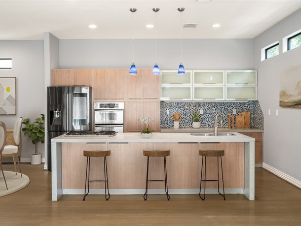 2310 Camden Drive, Houston TX 77021