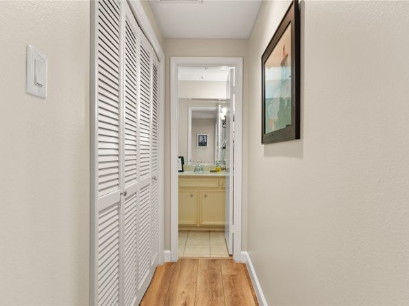 10121 Valley Forge Drive, Houston TX 77042