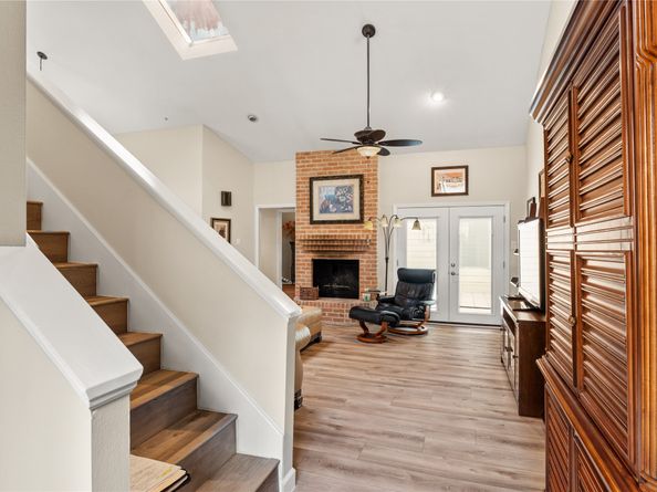 10121 Valley Forge Drive, Houston TX 77042