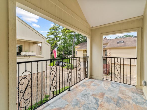 10121 Valley Forge Drive, Houston TX 77042