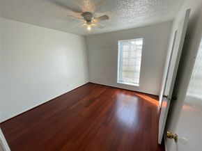 1220 Shadowdale Drive 12, Houston TX 77043