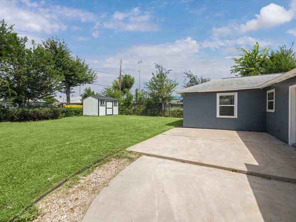 6906 Raton Street, Houston TX 77055