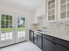 6906 Raton Street, Houston TX 77055