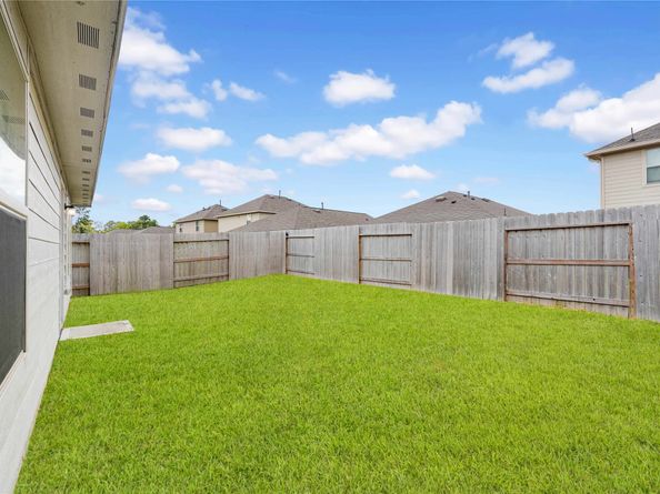 21015 Longeni Drive, New Caney TX 77357