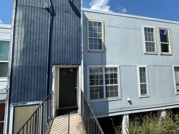 781 Country Place Drive