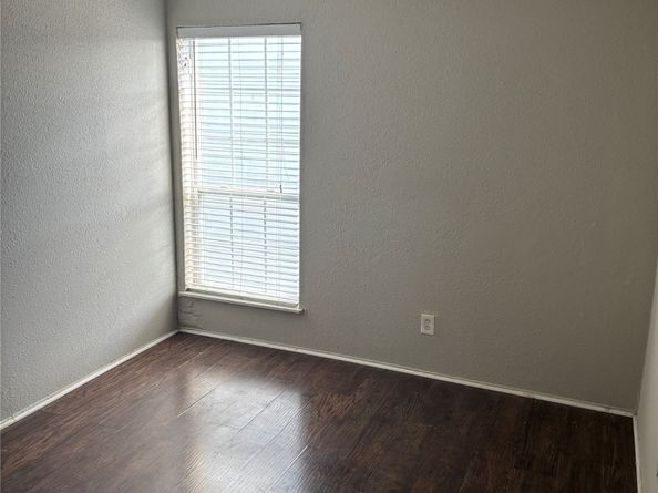 781 Country Place Drive 2054, Houston TX 77079