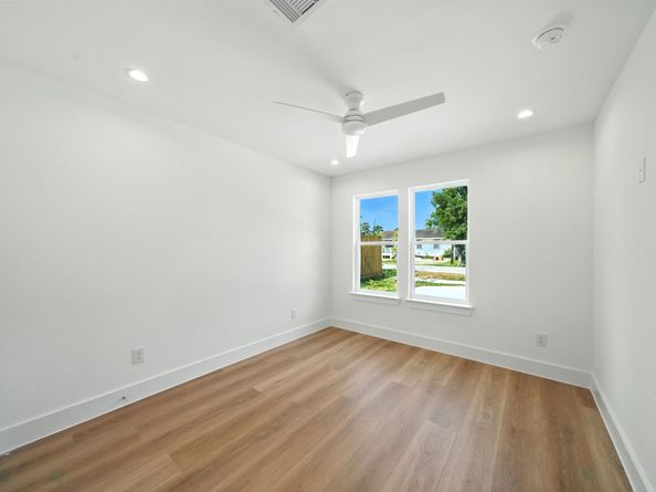 9252 Arvin Street, Houston TX 77028