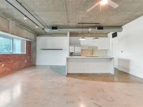 2000 Bagby Street 2401, Houston TX 77002
