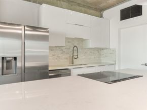 2000 Bagby Street 2401, Houston TX 77002