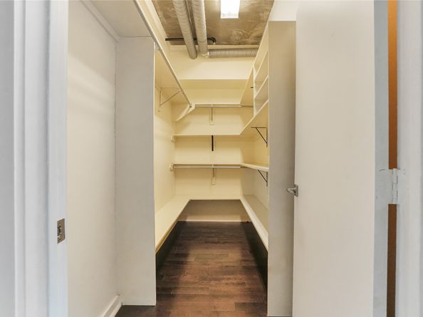 2000 Bagby Street 2401, Houston TX 77002