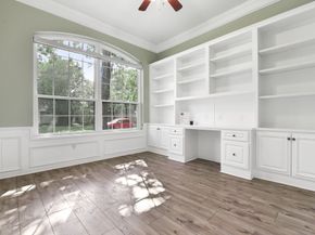 31 Treescape Circle, The Woodlands TX 77381
