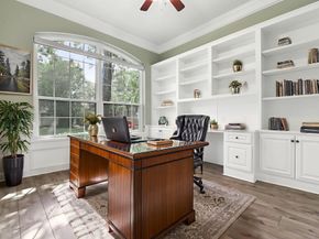 31 Treescape Circle, The Woodlands TX 77381