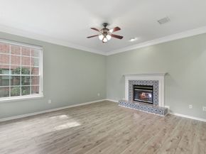 31 Treescape Circle, The Woodlands TX 77381