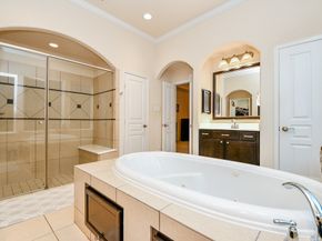 66 N Swanwick Place, Tomball TX 77375