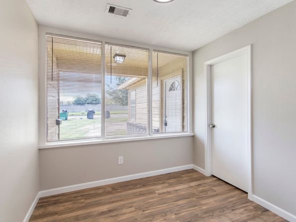13210 Rockglen Street, Houston TX 77015