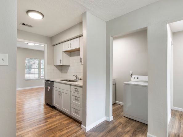 13210 Rockglen Street, Houston TX 77015