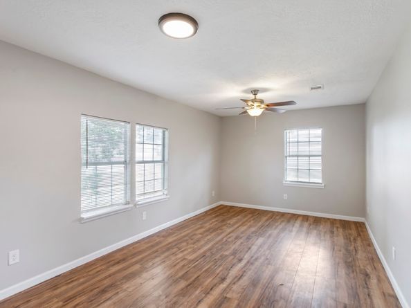 13210 Rockglen Street, Houston TX 77015