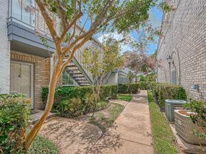 8787 Brae Acres Road 307, Houston TX 77074
