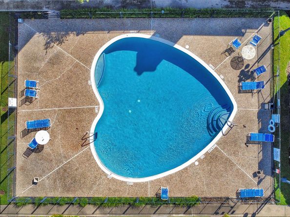 8787 Brae Acres Road 307, Houston TX 77074