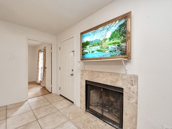 8787 Brae Acres Road 307, Houston TX 77074