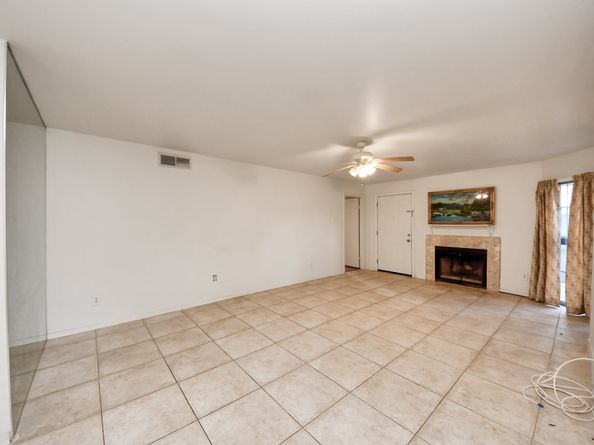 8787 Brae Acres Road 307, Houston TX 77074