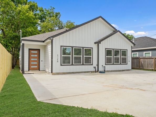 4338 Brinkley St A/B, Houston TX 77051