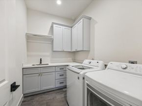 824 Wakefield Drive A, Houston TX 77018