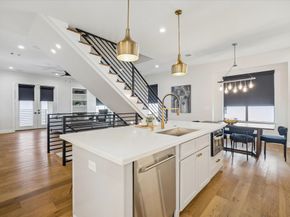 824 Wakefield Drive A, Houston TX 77018