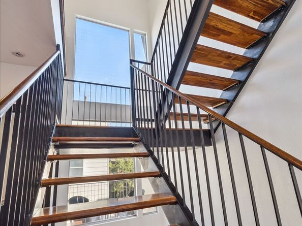 908 Hutchins Street, Houston TX 77003