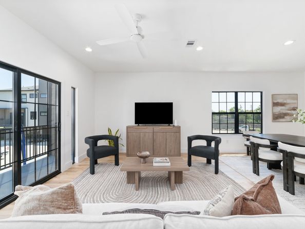 11926 S Hoa Sen Circle, Houston TX 77072