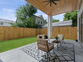 710 E 18th Street, Houston TX 77008