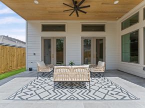 710 E 18th Street, Houston TX 77008