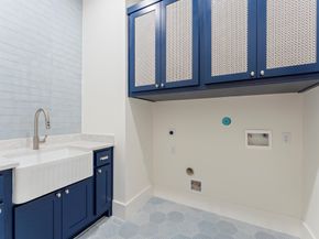 710 E 18th Street, Houston TX 77008