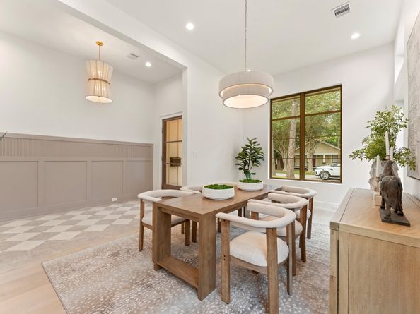 710 E 18th Street, Houston TX 77008