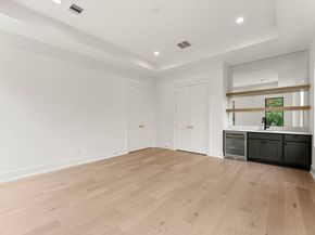 710 E 18th Street, Houston TX 77008