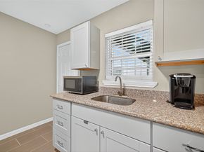 2803 Cleburne Street 4, Houston TX 77004