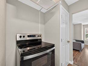 2803 Cleburne Street 4, Houston TX 77004