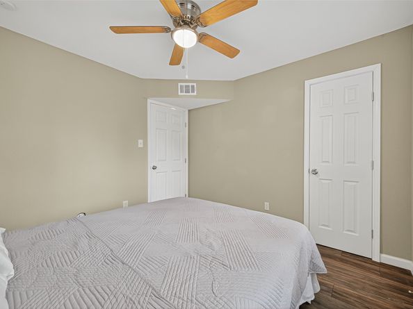 2803 Cleburne Street 4, Houston TX 77004