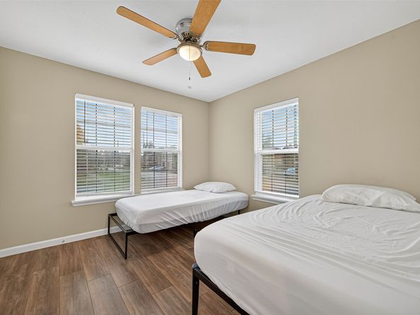 2803 Cleburne Street 4, Houston TX 77004