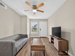 2803 Cleburne Street 4, Houston TX 77004