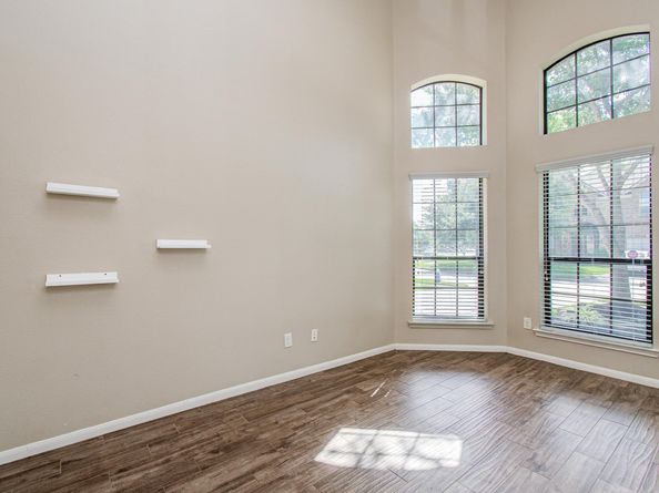 13719 Kingston River Lane, Houston TX 77044