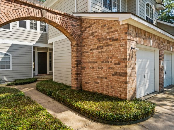 43 S Spiral Vine Circle, The Woodlands TX 77381