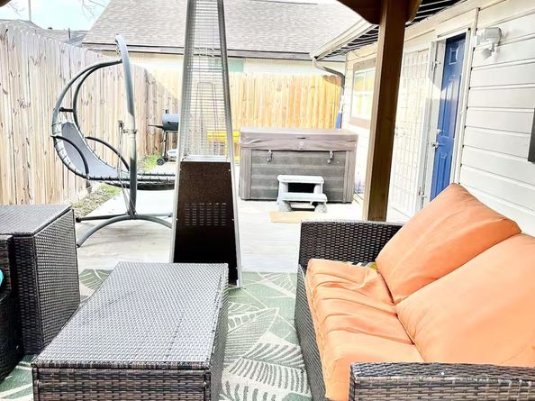 5114 Grantwood Street, Houston TX 77004