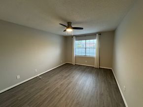 2700 Bellefontaine Street A24, Houston TX 77025